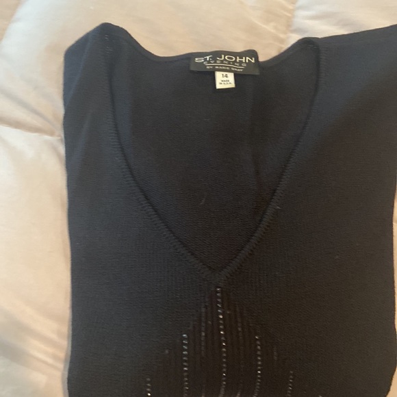 St. John evening sweater. - Picture 7 of 7